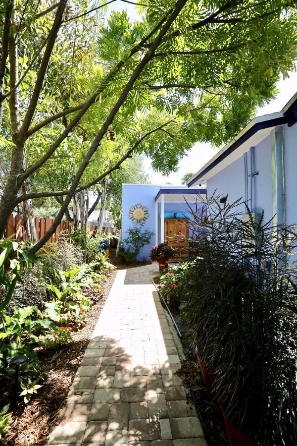 Fantasy Island Inn, Caters To Men Wilton Manors Kültér fotó