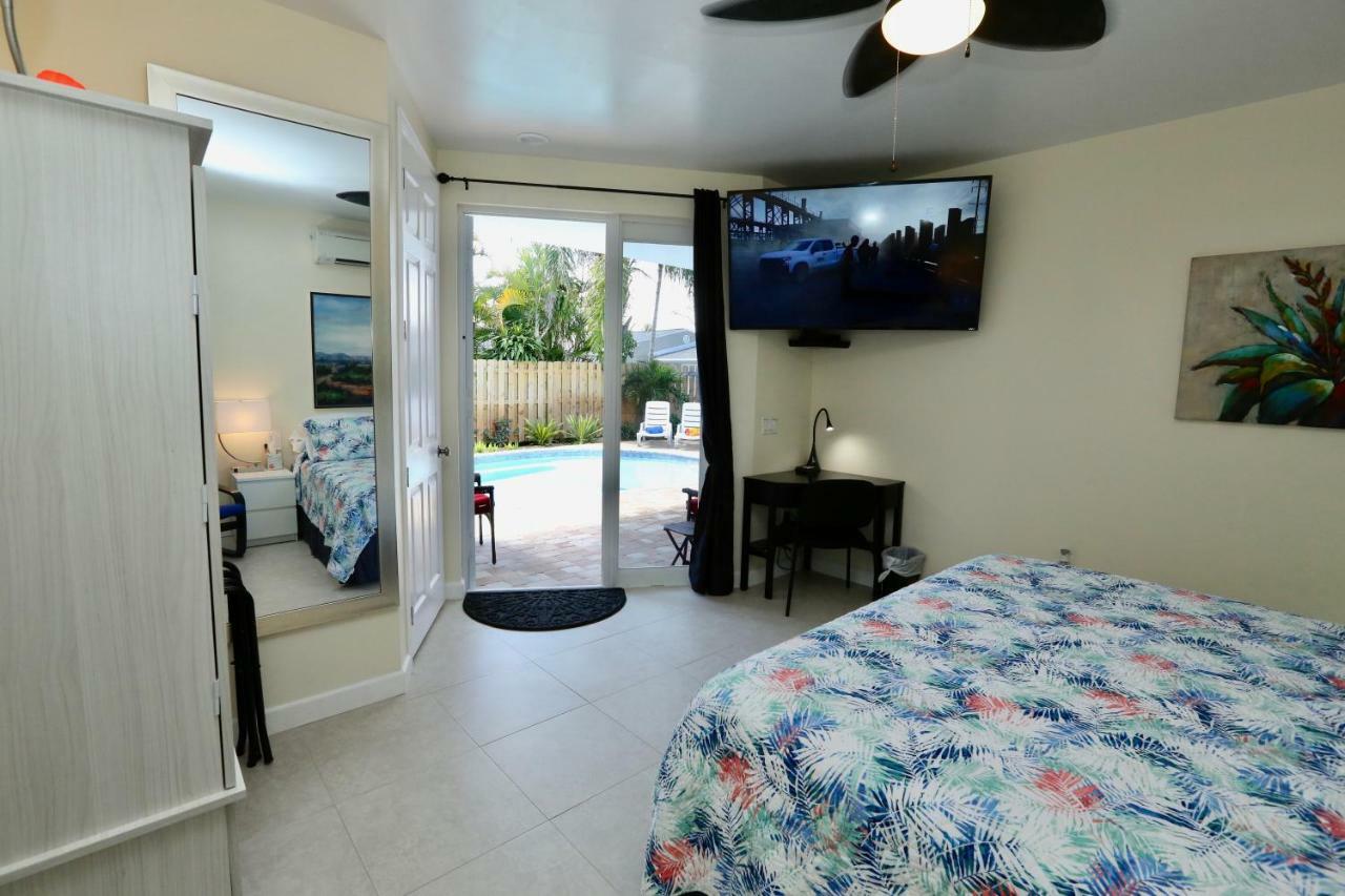 Fantasy Island Inn, Caters To Men Wilton Manors Kültér fotó